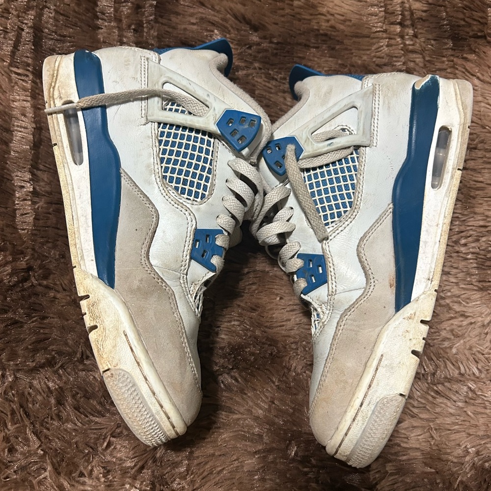 Jordan Kids Blue and White Sneakers